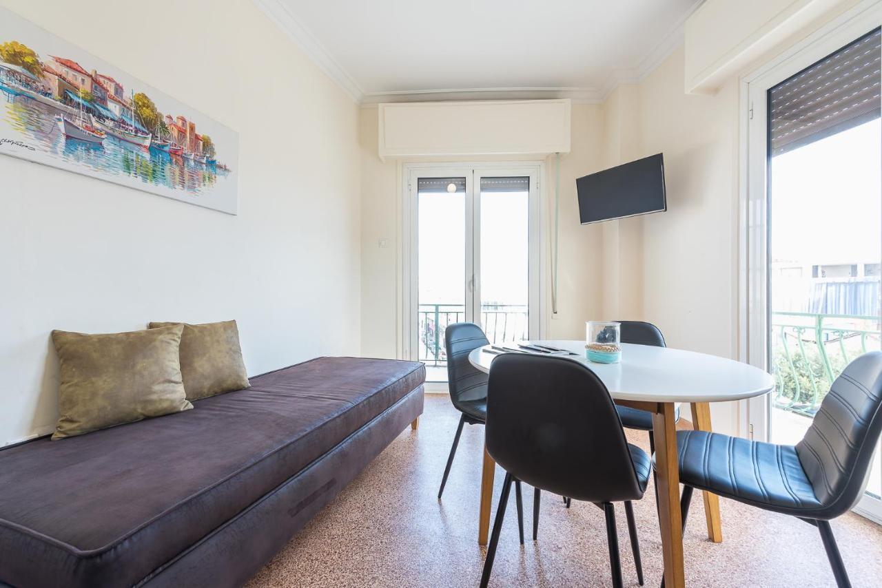 Super Paradise Apartments Athen Eksteriør bilde